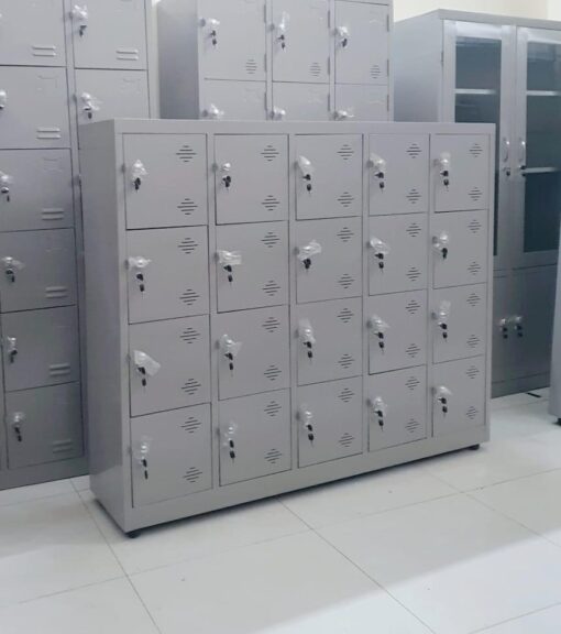 Tủ Locker Sắt Quản Lý Đồ Trong Hoạt Động Sản Xuất Kinh Doanh