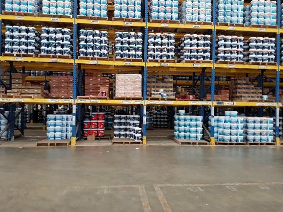 Hệ Thống Kệ Kho Chứa Hàng Ổn Định Đạt Tiêu Chuẩn An Toàn