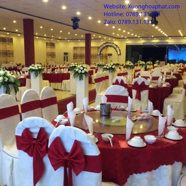 ÁO GHẾ NHÀ HÀNG TIỆC CƯỚI