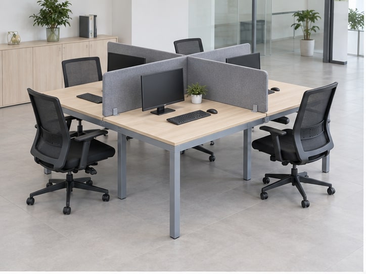 bàn sắt liền vách ngăn không gian mở