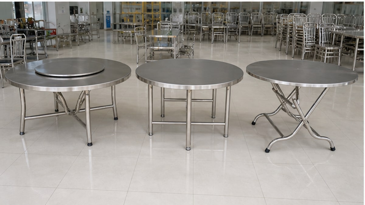 So sánh bàn xoay inox với bàn tròn và bàn xếp inox