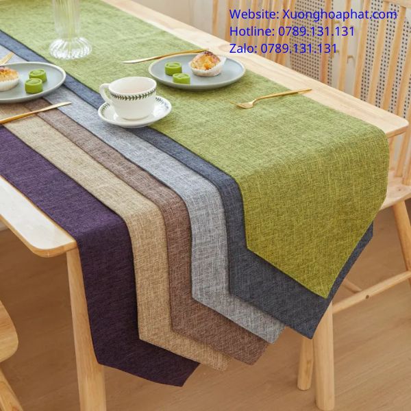 cách gấp khăn trải bàn