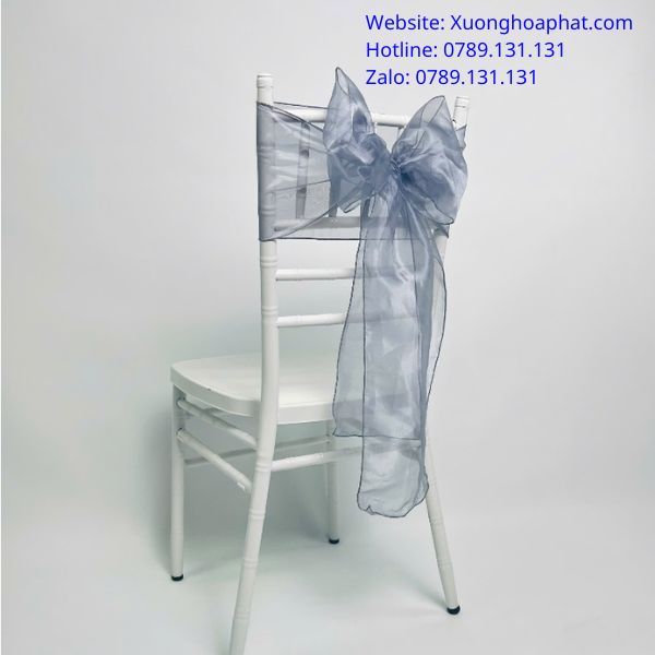 cách cột nơ ghế