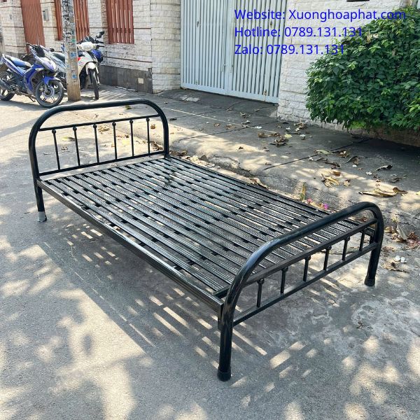 giường sắt 1m2