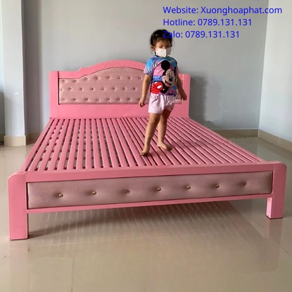 giường sắt cho bé gái