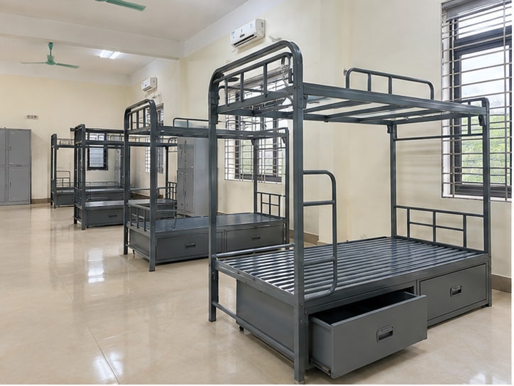 giường tầng có ngăn kéo quân đội