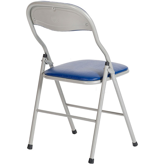 Cách Cất Trữ Ghế Xếp Số Lượng Lớn Gọn Và Không Trầy 3 Ghế xếp khung thép sơn ghi nệm xanh, cần giữ khô để hạn chế tróc sơn khi cất