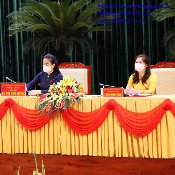 khăn bàn phòng họp