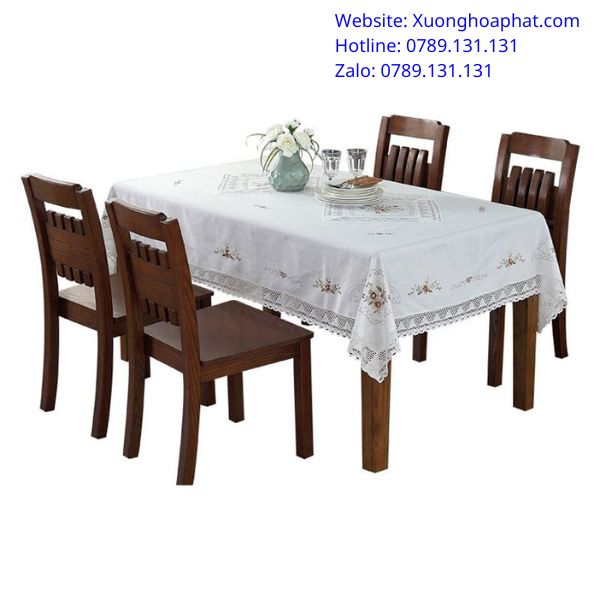 khăn trải bàn ghế gỗ