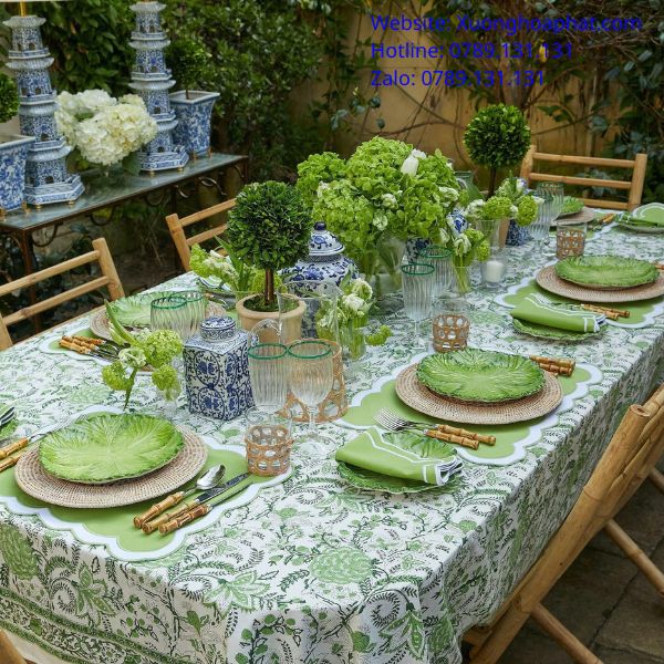 khăn trải bàn kính