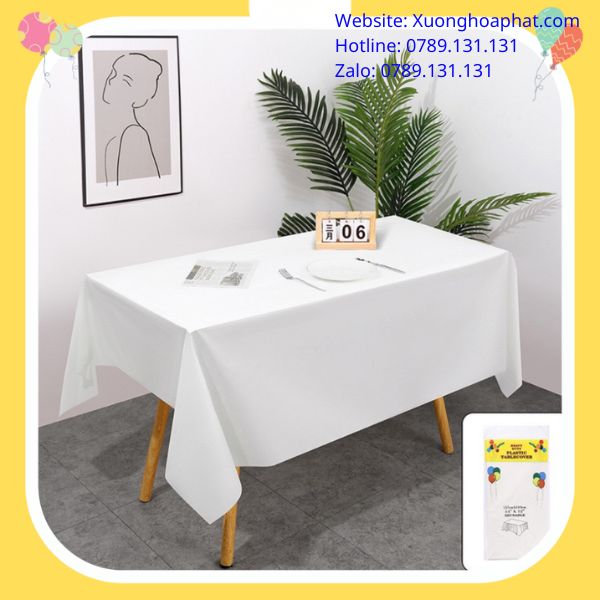 khăn trải bàn nilon