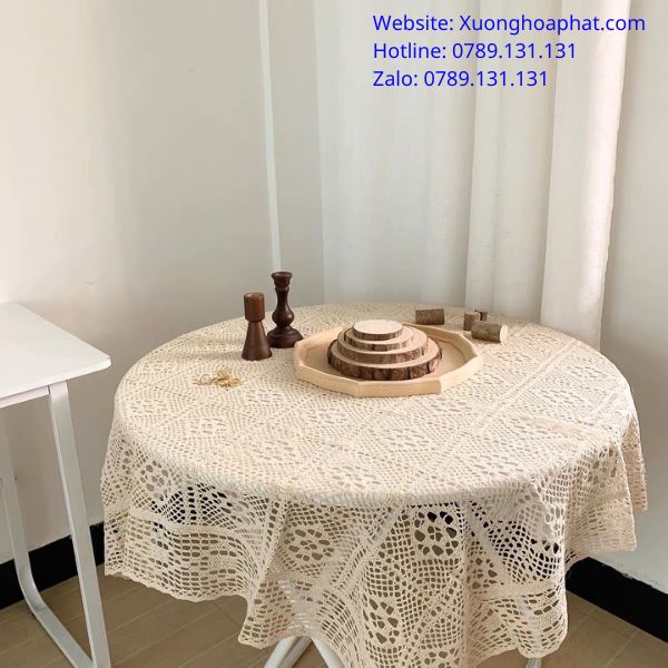 khăn trải bàn ren