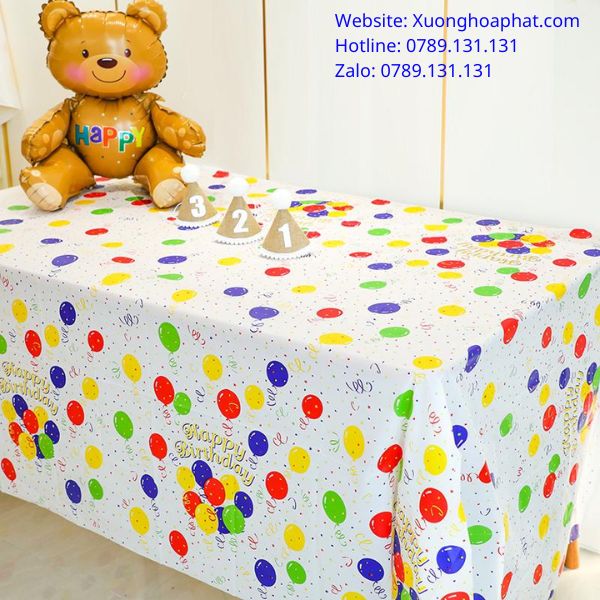 khăn trải bàn sinh nhật