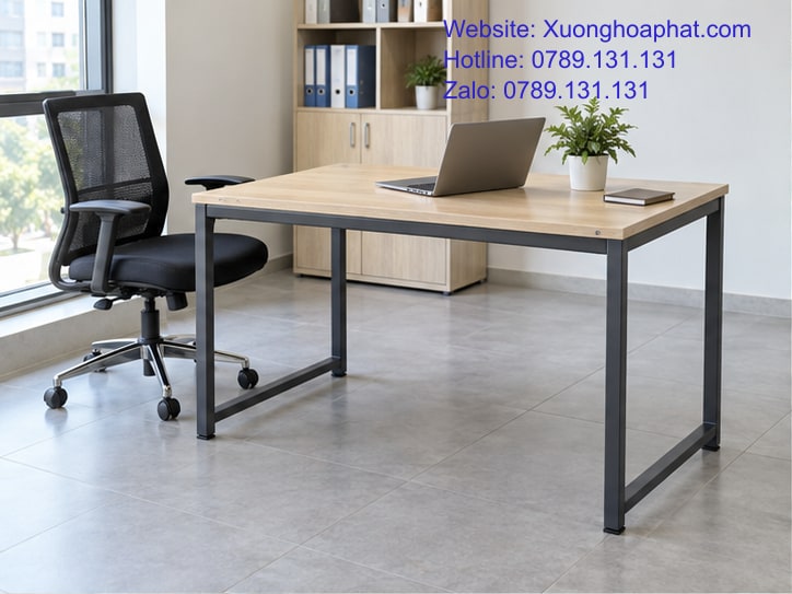 Kích Thước Bàn Làm Việc Tiêu Chuẩn: Đọc Số Đo, Thử Chỗ Ngồi 2 Kích thước bàn làm việc tiêu chuẩn qua mặt bàn và khung chân