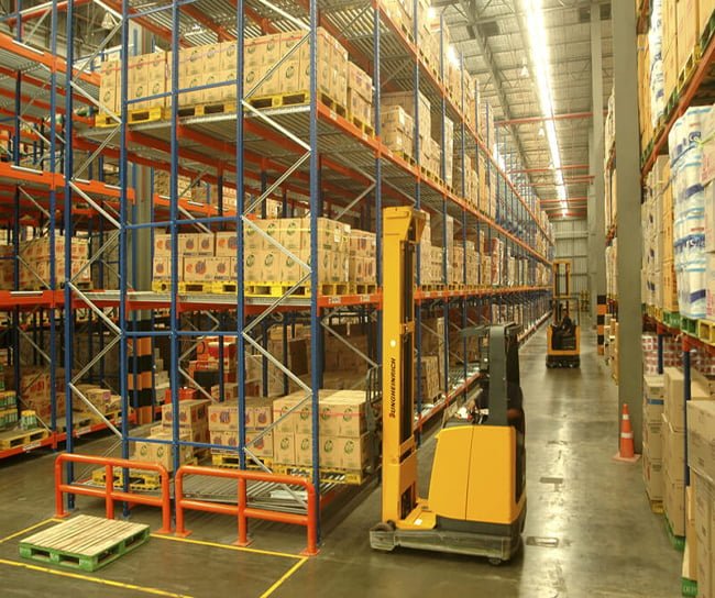 Kệ Kho Hàng Pallet Hỗ Trợ Vận Hành Và Quản Lý Hàng Tốt Hơn