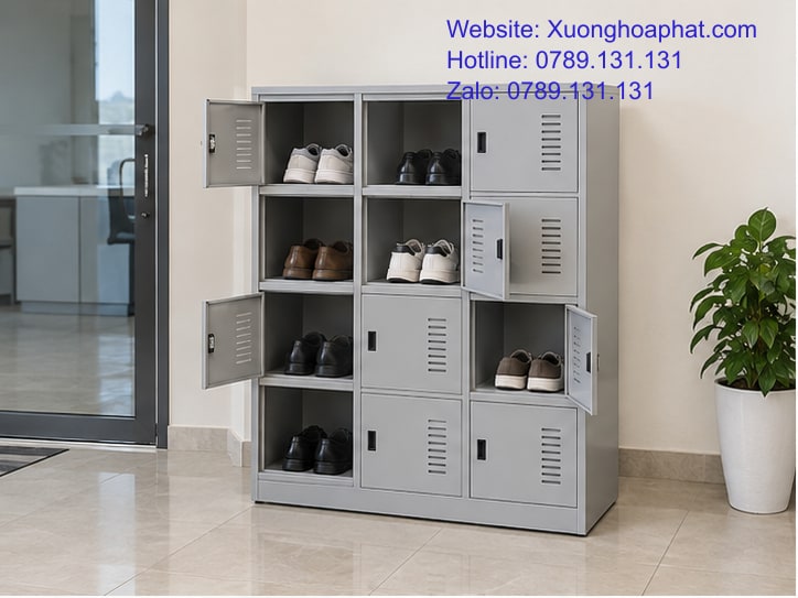 Tủ Để Giày Sắt Bao Nhiêu Ngăn Là Đủ Cho Người Dùng? 2 Tủ để giày sắt chia ngăn riêng trong văn phòng