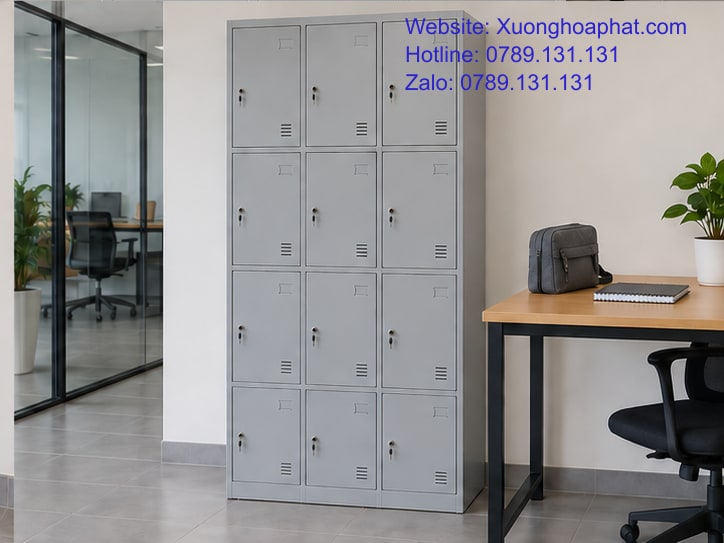Tủ Locker 6 Ngăn 9 Ngăn 12 Ngăn: So Theo Nhu Cầu Cất Đồ 5 Tủ locker mười hai ngăn cạnh khu để túi trong văn phòng.