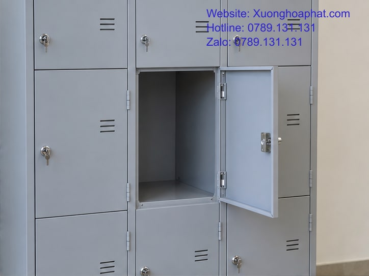 Tủ Locker Là Gì? Phân Biệt Với Tủ Hồ Sơ Và Két Sắt 3 Cấu tạo cánh và lòng ngăn tủ locker sắt