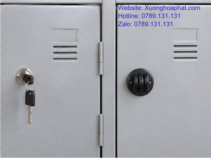 Tủ Sắt Học Sinh Khóa Số Hay Khóa Chìa: Xét Theo Lượt Dùng 3 Chi tiết khóa chìa và khóa số cơ trên cánh tủ học sinh