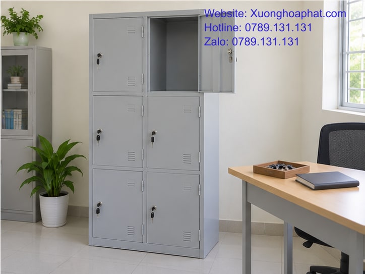 Tủ Sắt Học Sinh Khóa Số Hay Khóa Chìa: Xét Theo Lượt Dùng 5 Khoang tủ học sinh trống và khay chìa phục vụ bàn giao