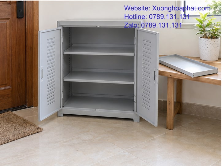 Vệ Sinh Khử Mùi Tủ Để Giày Từ Nguồn Mùi Đến Ngăn Sạch 4 Khoang tủ giày sạch khô và khe thông thoáng.