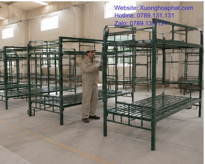Kiểm soát lô giường sắt quân đội trong khu lắp thử